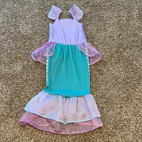 Mermaid Costume size 4-5 - Picture 4 of 4